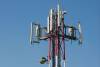 Stockfoto - GSM-Sender Turm gegen lue Himmel